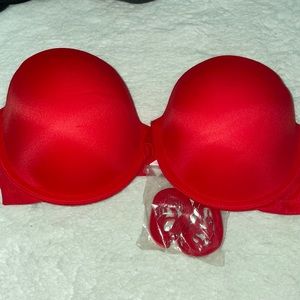Pink wear everywhere lightly lined strapless bra size 34D comes with straps